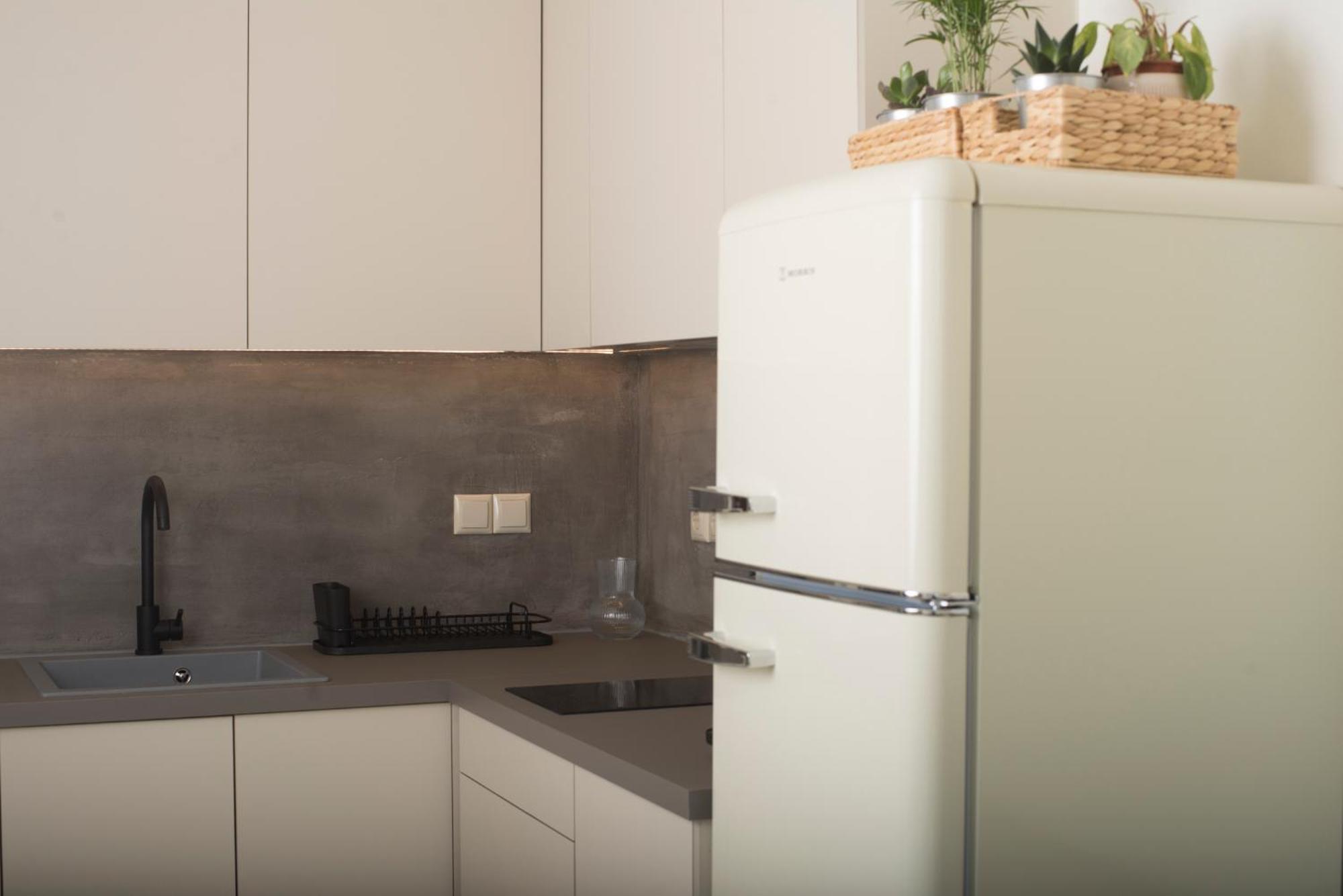 Spectacular Apartment Near Dance Hall/Center กาลามาตา ภายนอก รูปภาพ